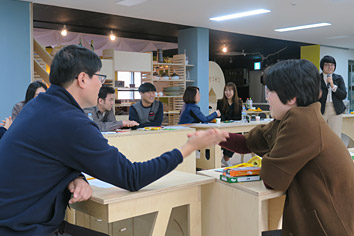 회의하는 사진7